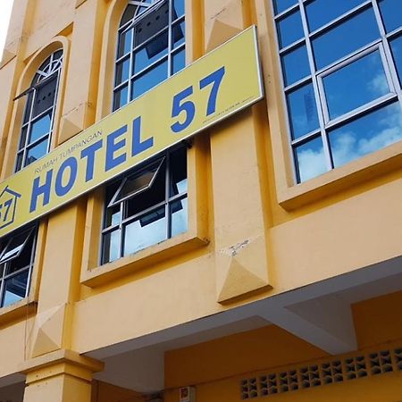 Fifty Seven Inn Batu Pahat Kültér fotó